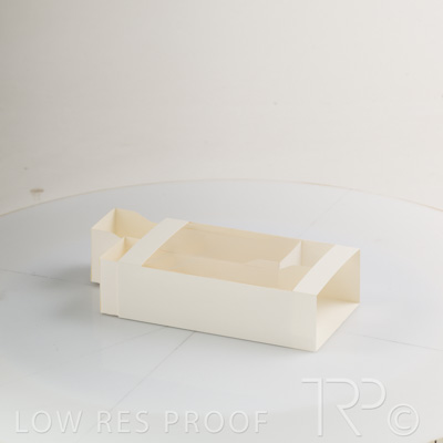 May 2024 / Macrone-Box_240511_009