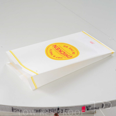 August 2024 / B433S0199-Snack-Bag-240819-3