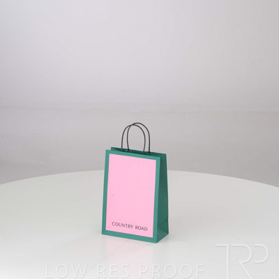 August 2024 / CP637P0013-CR-XMAS-BAG-SML-240819-3