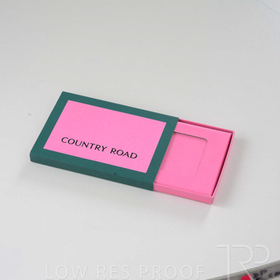 August 2024 / Q903P2213-CR-Gift-Card-Pink-240819-4
