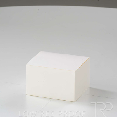 September 2024 / Windowless_CLB_Carton_006