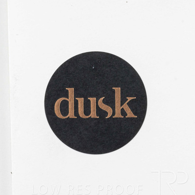 January 2025 / Y994o348-CR-Sticker---Y994P0039-DUSK-Blakc-and-Rose-Gold-Label-250115-2-2