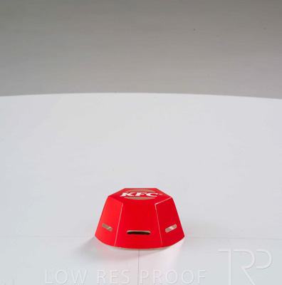 February 2025 / P966P0092-KFC-Hot-Tub-Lid_001