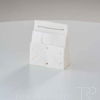 April 2025 / Grape-Bag-250422-_Z8E3645