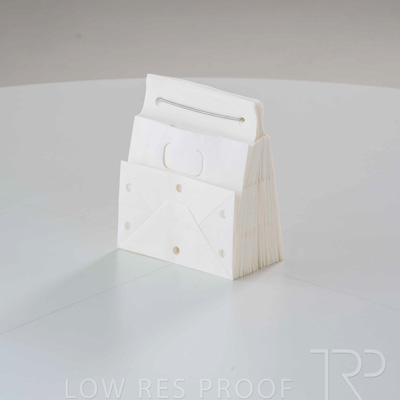 April 2025 / Grape-Bag-250422-_Z8E3646