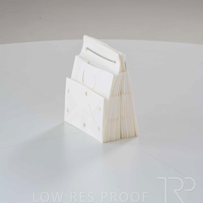 April 2025 / Grape-Bag-250422-_Z8E3647