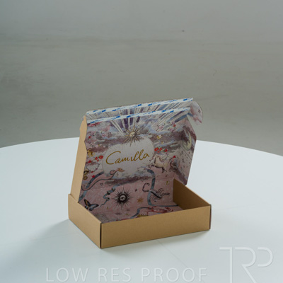 September 2025 / M920P0654-Camilla-M-Online-Shipper_002