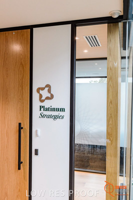 DETOUR DESIGN 2013 / PLATINUM_SIGNAGE_019_160512