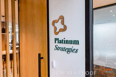 DETOUR DESIGN 2013 / PLATINUM_SIGNAGE_022_160512