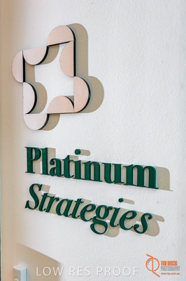 DETOUR DESIGN 2013 / PLATINUM_SIGNAGE_028_160512