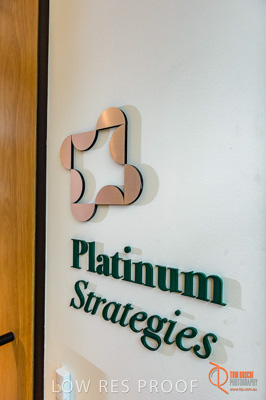 DETOUR DESIGN 2013 / PLATINUM_SIGNAGE_032_160512