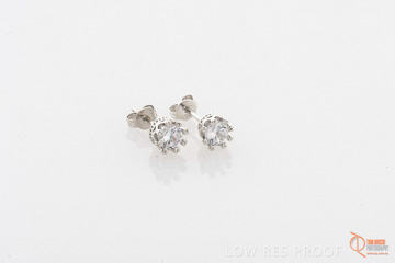 April 2017 / PC_EARRINGS_08_170407