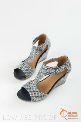 November 2018 / MT_BARKER_0429_181108