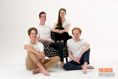 December 2018 / THE_BELLS_19_181207