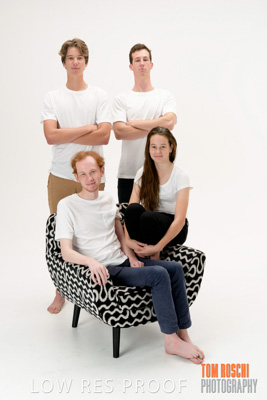 December 2018 / THE_BELLS_54_181207