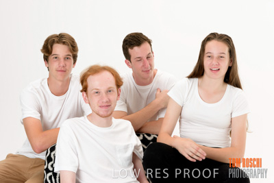 December 2018 / THE_BELLS_61_181207