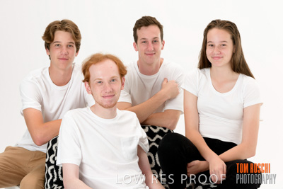 December 2018 / THE_BELLS_63_181207