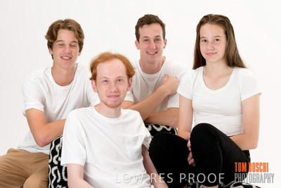 December 2018 / THE_BELLS_69_181207