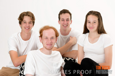 December 2018 / THE_BELLS_77_181207