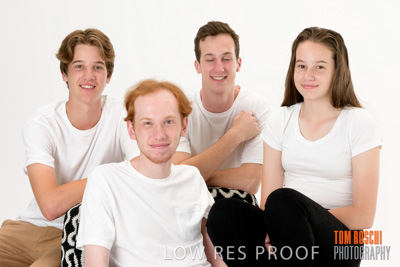 December 2018 / THE_BELLS_79_181207