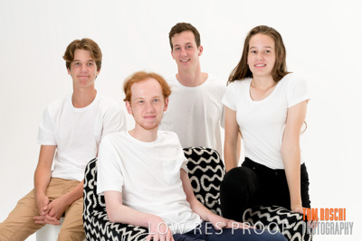 December 2018 / THE_BELLS_87_181207