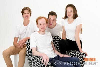 December 2018 / THE_BELLS_91_181207