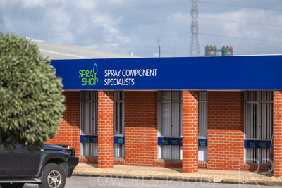 March 2023 / Spray-Shop-Signage_230309__Z9M5644