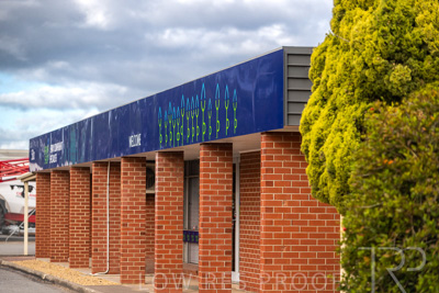 March 2023 / Spray-Shop-Signage_230309__Z9M5698