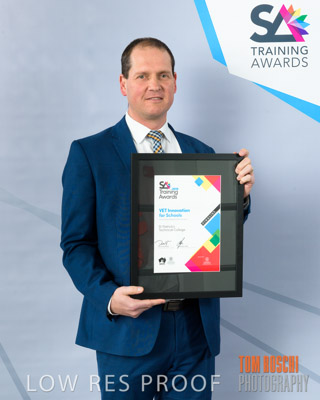 SATA_DINNER_190906_687