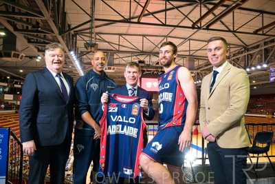 September 2022 / DTI-36rs_144