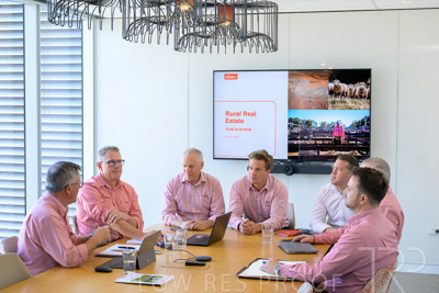 October 2022 / ELDERS-221027-3474