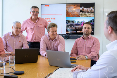 October 2022 / ELDERS-221027-3564