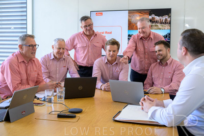 October 2022 / ELDERS-221027-3579