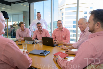 October 2022 / ELDERS-221027-3694