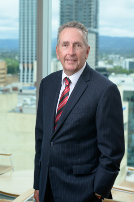 December 2023 / John_LLOYD-231214-_Z9C7641