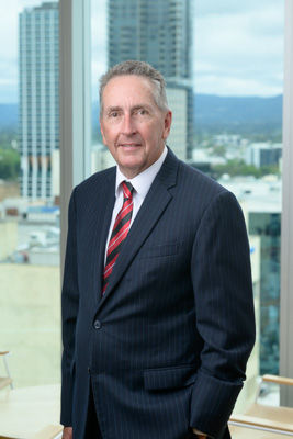 December 2023 / John_LLOYD-231214-_Z9C7644