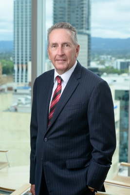 December 2023 / John_LLOYD-231214-_Z9C7646