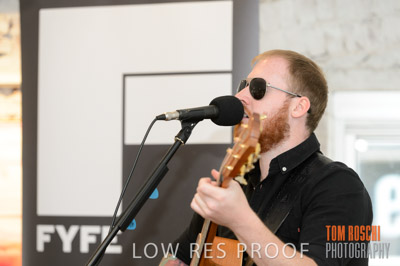 FYFE_XMAS_191128_040