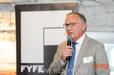 FYFE_XMAS_191128_103