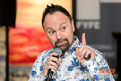 FYFE_XMAS_191128_328