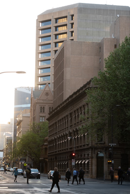 October 2019 / _85N4928