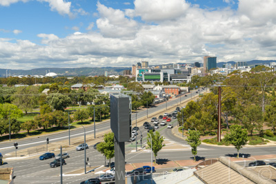 October 2021 / 1-GEORGE-ST-THEBARTON-010_HighRes