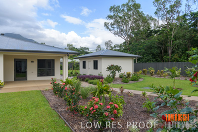 March 2019 / EDMNT_COURT_YARDS_190304_016