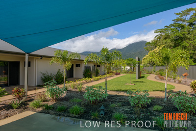 March 2019 / EDMNT_COURT_YARDS_190304_041