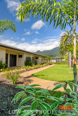 March 2019 / EDMNT_COURT_YARDS_190304_053