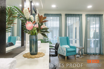 March 2019 / EDMNT_HAIRDRESSER_190304_011