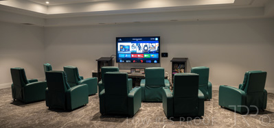 March 2022 / CINEMA_220308_085