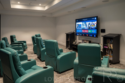 March 2022 / CINEMA_220308_089