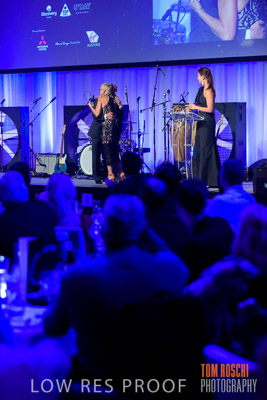 DISCOVERY_DINNER_81P2003