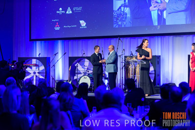 DISCOVERY_DINNER_81P2010